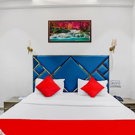 Hotel O Shree Palace Utrān Extérieur photo